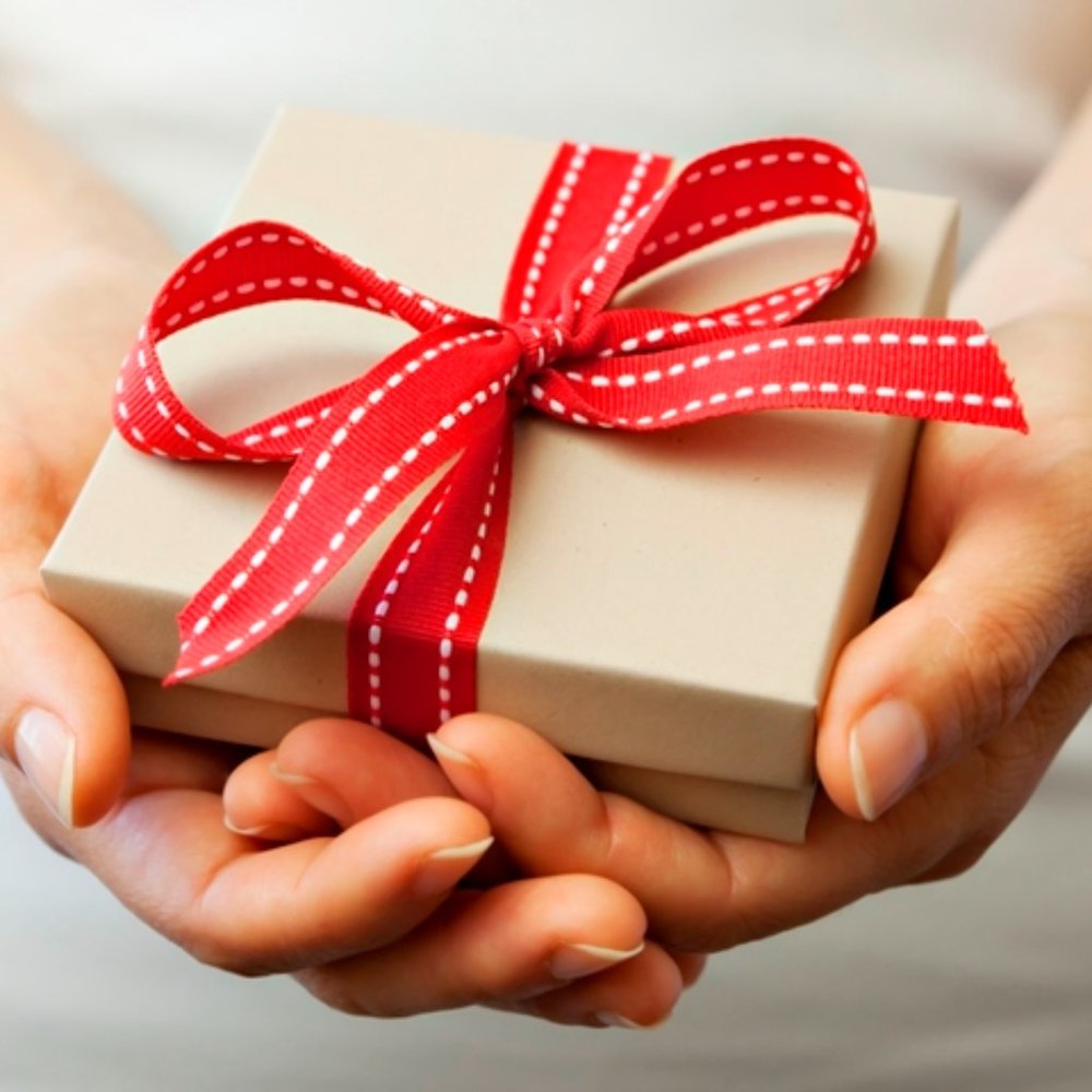 Professional Gift Wrapping! - Picture 5 of 5